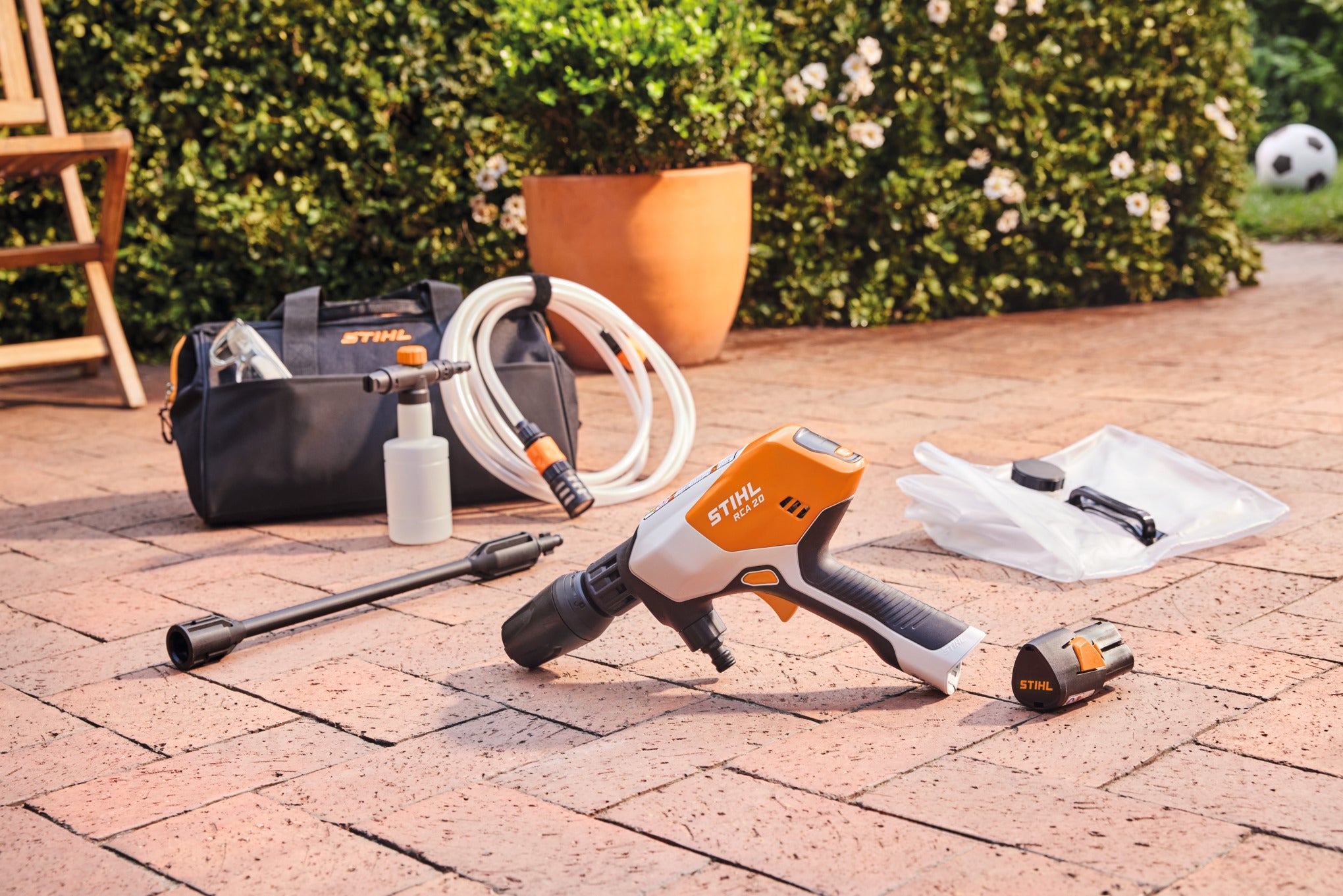 STIHL RCA 20, mit Akku AS 2 und Ladegerät
